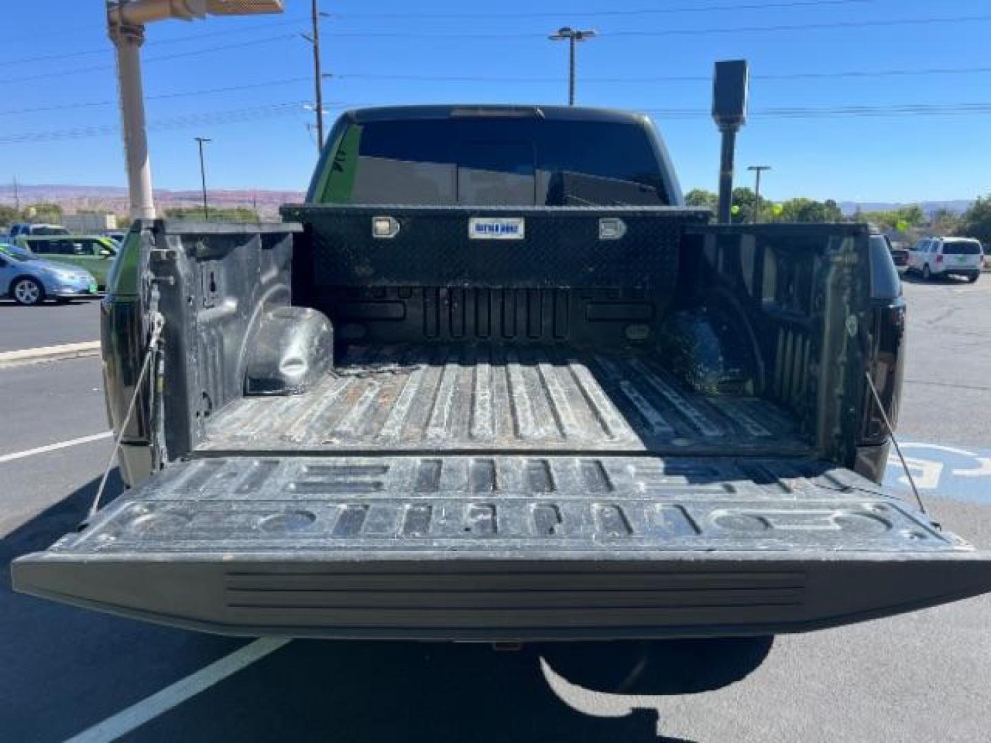 2016 Lithium Gray /Medium Earth Gray Ford F-150 XLT (1FTEW1EG2GF) with an 3.5L V-6 DOHC engine, Automatic transmission, located at 1865 East Red Hills Pkwy, St. George, 84770, (435) 628-0023, 37.120850, -113.543640 - We specialize in helping ALL people get the best financing available. No matter your credit score, good, bad or none we can get you an amazing rate. Had a bankruptcy, divorce, or repossessions? We give you the green light to get your credit back on the road. Low down and affordable payments that fit - Photo#23