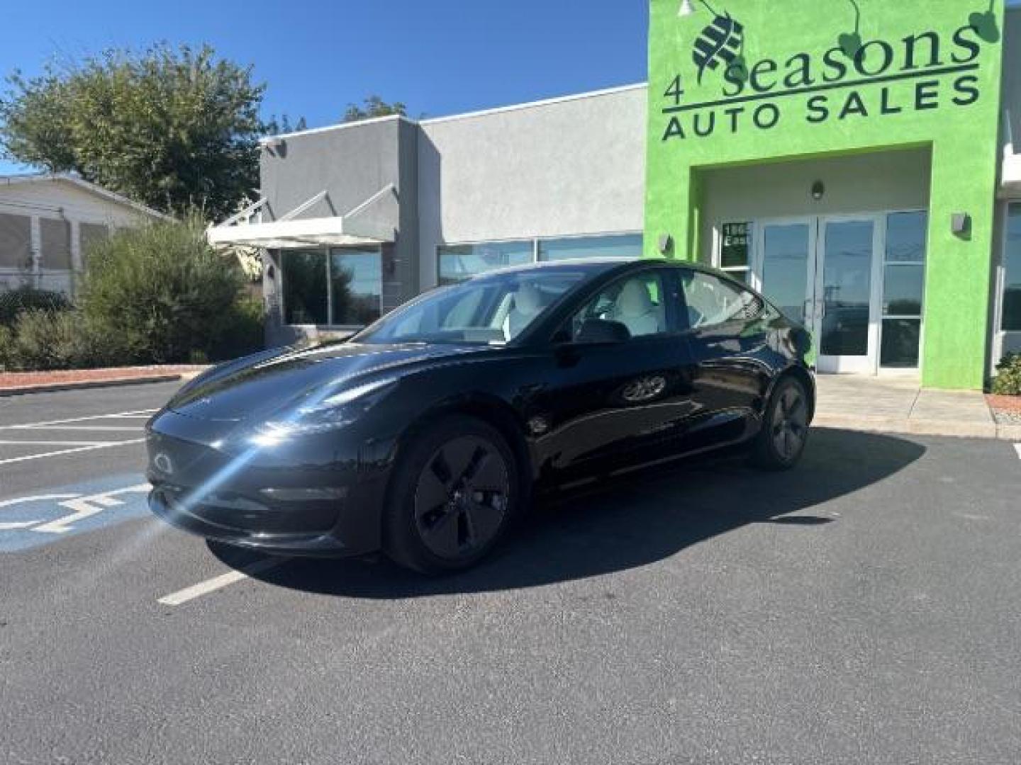 2023 Solid Black /white leather Tesla Model 3 Rear-Wheel Drive (5YJ3E1EAXPF) with an ELECTRIC engine, Electric transmission, located at 1865 East Red Hills Pkwy, St. George, 84770, (435) 628-0023, 37.120850, -113.543640 - We specialize in helping ALL people get the best financing available. No matter your credit score, good, bad or none we can get you an amazing rate. Had a bankruptcy, divorce, or repossessions? We give you the green light to get your credit back on the road. Low down and affordable payments that fit - Photo#8