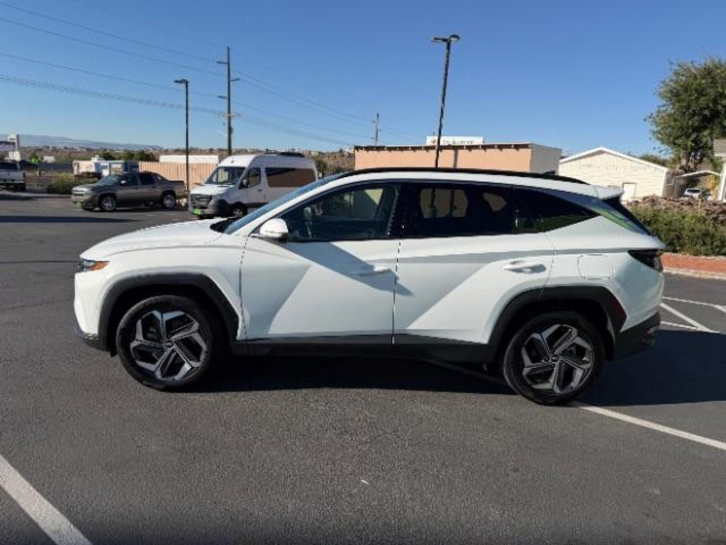 2023 Serenity White Pearl /Black Hyundai Tucson Limited (5NMJECAEXPH) with an Smartstream 2.5L I-4 port/direct injection engine, located at 1865 East Red Hills Pkwy, St. George, 84770, (435) 628-0023, 37.120850, -113.543640 - We specialize in helping ALL people get the best financing available. No matter your credit score, good, bad or none we can get you an amazing rate. Had a bankruptcy, divorce, or repossessions? We give you the green light to get your credit back on the road. Low down and affordable payments that fit - Photo#5