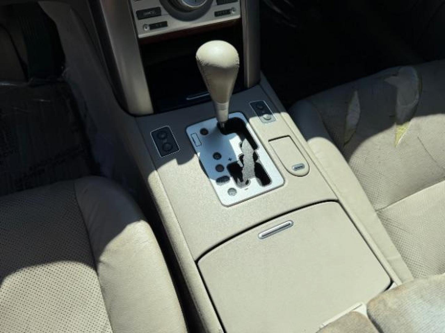 2007 Lakeshore Silver Metallic /Parchment Acura RL 3.5 (JH4KB16647C) with an 3.5L V-6 VTEC variable valve control engine, Automatic transmission, located at 940 North Main Street, Cedar City, UT, 84720, (435) 628-0023, 37.692936, -113.061897 - We specialize in helping ALL people get the best financing available. No matter your credit score, good, bad or none we can get you an amazing rate. Had a bankruptcy, divorce, or repossessions? We give you the green light to get your credit back on the road. Low down and affordable payments that fit - Photo#21