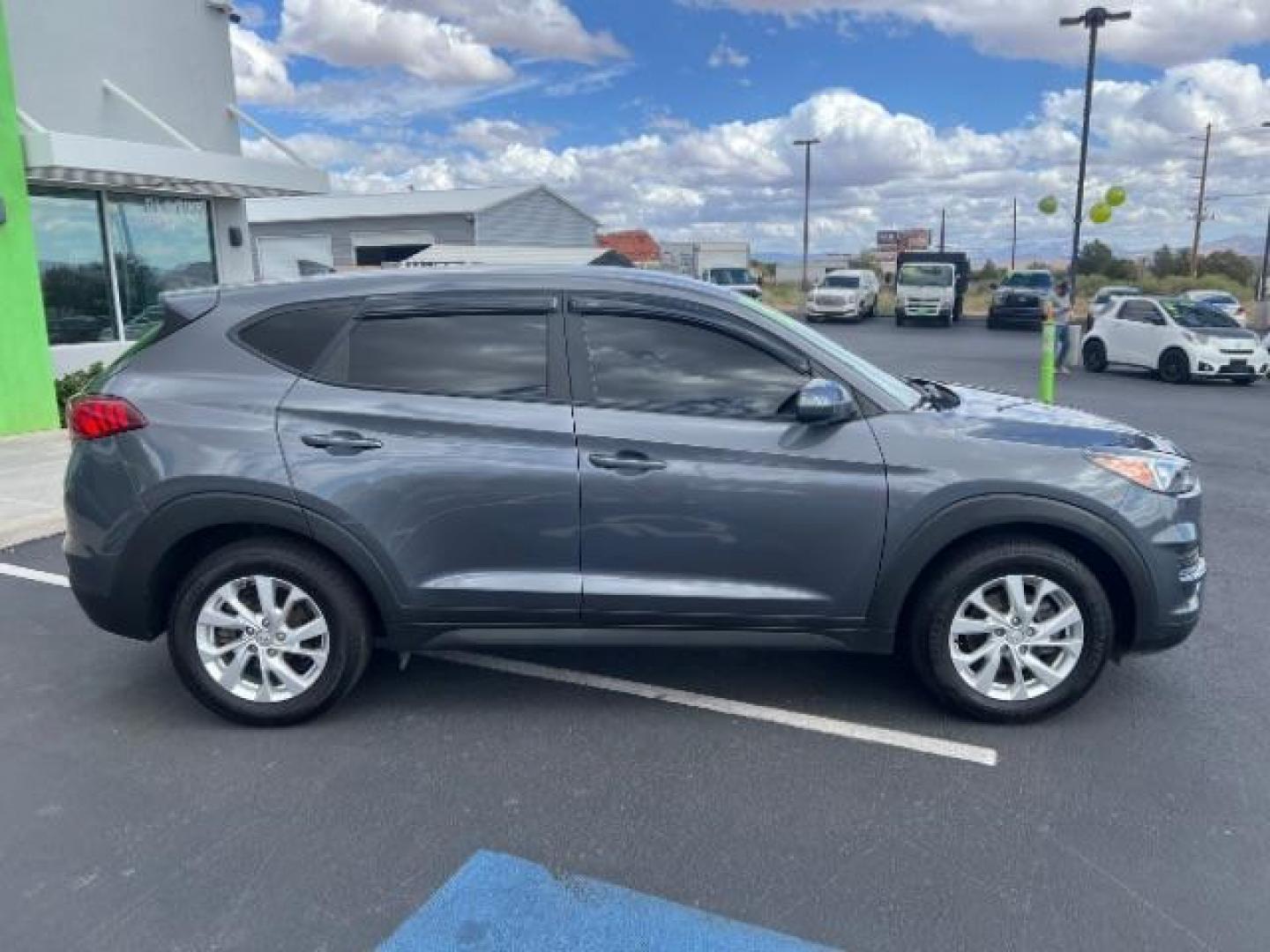 2019 Coliseum Gray /Black Hyundai Tucson SE (KM8J2CA44KU) with an Nu 2L I-4 gasoline direct injection engine, Automatic transmission, located at 1865 East Red Hills Pkwy, St. George, 84770, (435) 628-0023, 37.120850, -113.543640 - We specialize in helping ALL people get the best financing available. No matter your credit score, good, bad or none we can get you an amazing rate. Had a bankruptcy, divorce, or repossessions? We give you the green light to get your credit back on the road. Low down and affordable payments that fit - Photo#7