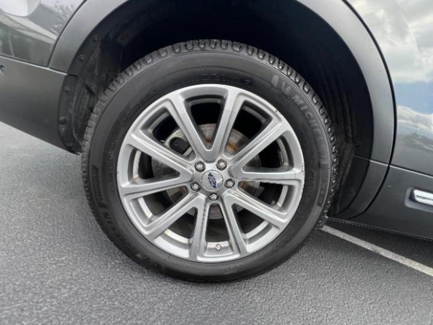 2016 Magnetic Metallic /Ebony Black Ford Explorer Limited (1FM5K7F89GG) with an EcoBoost 2.3L I-4 gasoline direct injection engine, Automatic transmission, located at 1865 East Red Hills Pkwy, St. George, 84770, (435) 628-0023, 37.120850, -113.543640 - Photo#9
