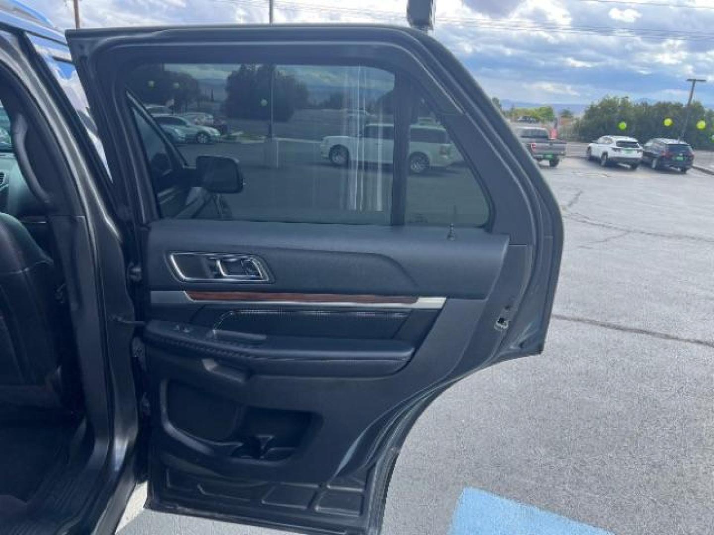 2016 Magnetic Metallic /Ebony Black Ford Explorer Limited (1FM5K7F89GG) with an EcoBoost 2.3L I-4 gasoline direct injection engine, Automatic transmission, located at 1865 East Red Hills Pkwy, St. George, 84770, (435) 628-0023, 37.120850, -113.543640 - Photo#29