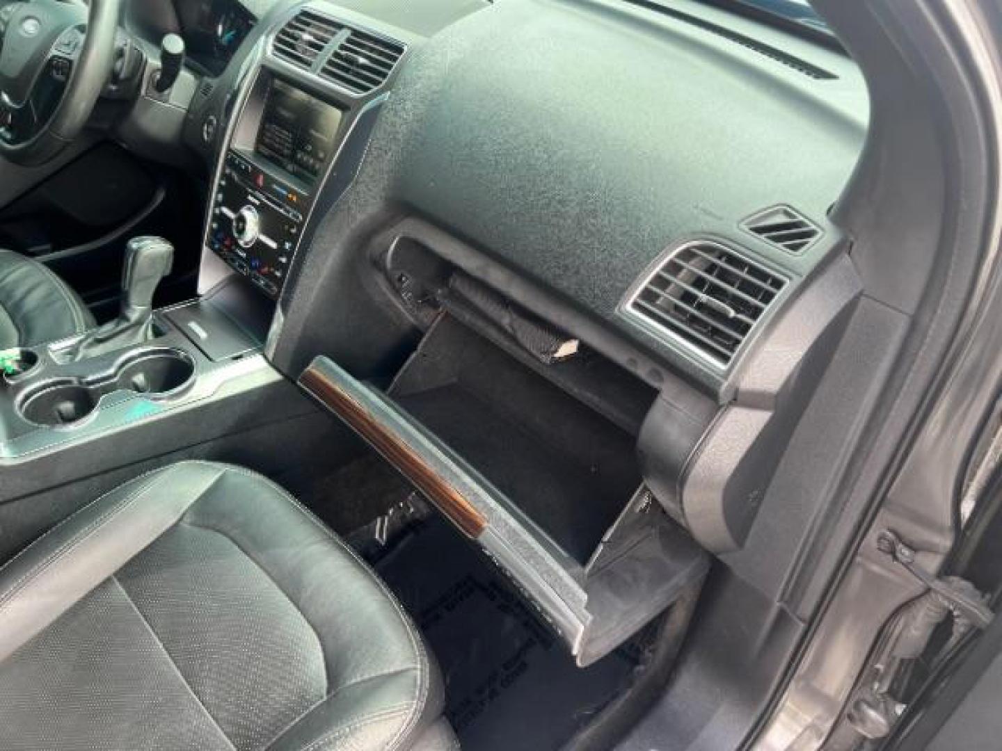2016 Magnetic Metallic /Ebony Black Ford Explorer Limited (1FM5K7F89GG) with an EcoBoost 2.3L I-4 gasoline direct injection engine, Automatic transmission, located at 1865 East Red Hills Pkwy, St. George, 84770, (435) 628-0023, 37.120850, -113.543640 - Photo#33
