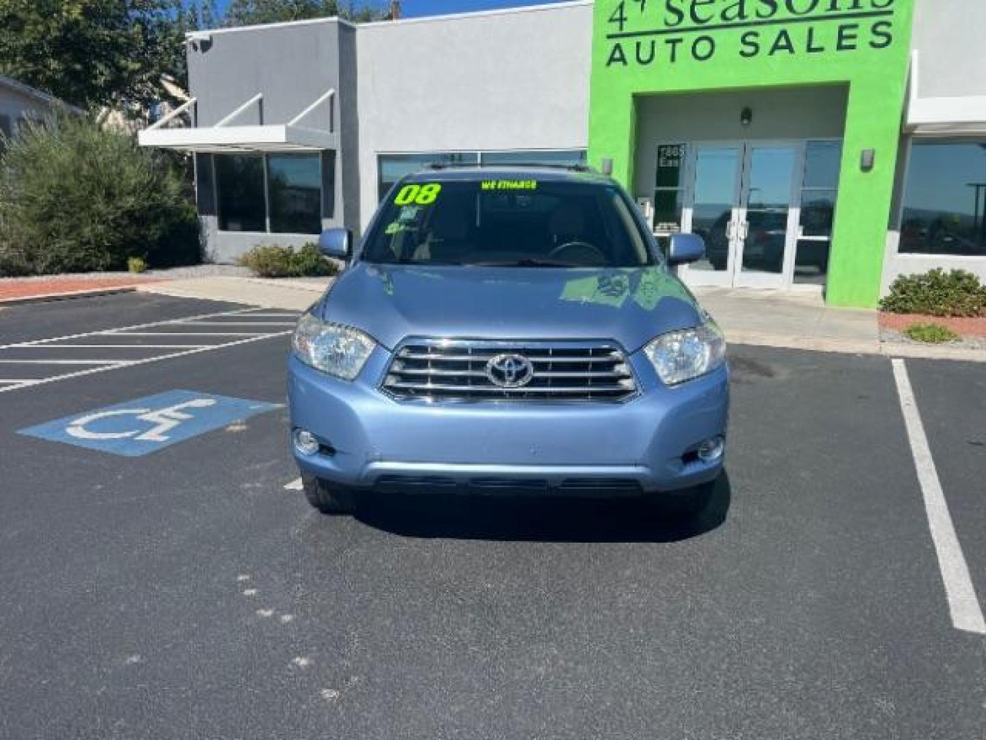 2008 Wave Line Pearl /Sand Beige Toyota Highlander Limited (JTEES42A582) with an 3.5L V-6 DOHC engine, Automatic transmission, located at 1865 East Red Hills Pkwy, St. George, 84770, (435) 628-0023, 37.120850, -113.543640 - We specialize in helping ALL people get the best financing available. No matter your credit score, good, bad or none we can get you an amazing rate. Had a bankruptcy, divorce, or repossessions? We give you the green light to get your credit back on the road. Low down and affordable payments that fit - Photo#1