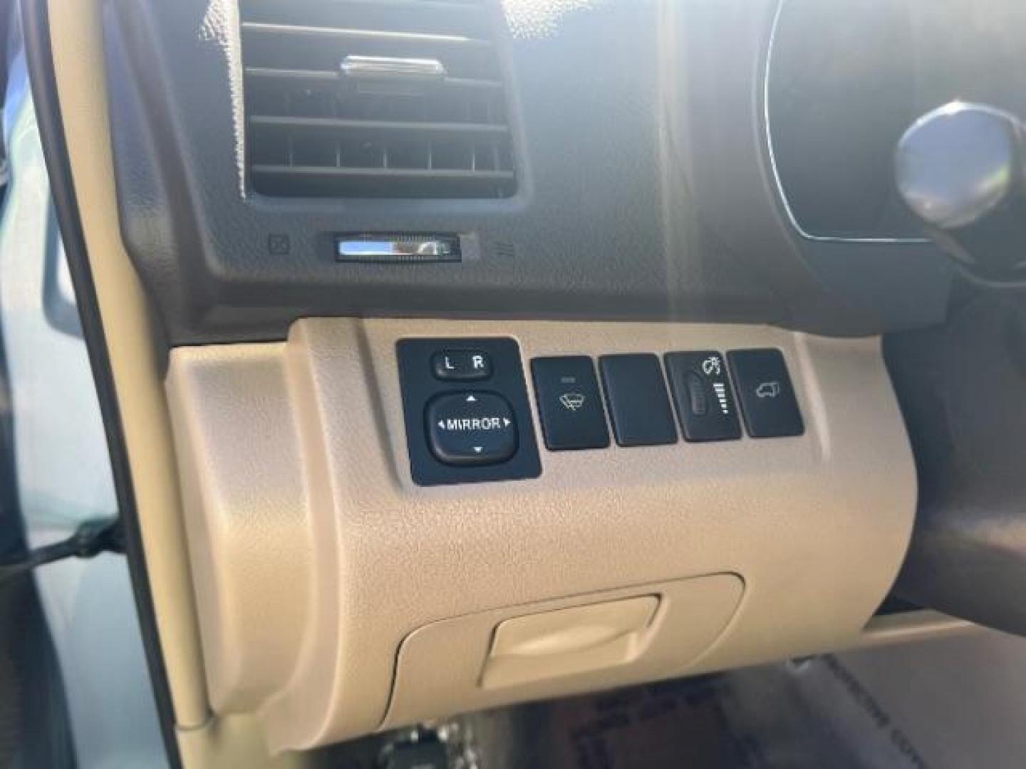 2008 Wave Line Pearl /Sand Beige Toyota Highlander Limited (JTEES42A582) with an 3.5L V-6 DOHC engine, Automatic transmission, located at 1865 East Red Hills Pkwy, St. George, 84770, (435) 628-0023, 37.120850, -113.543640 - We specialize in helping ALL people get the best financing available. No matter your credit score, good, bad or none we can get you an amazing rate. Had a bankruptcy, divorce, or repossessions? We give you the green light to get your credit back on the road. Low down and affordable payments that fit - Photo#15