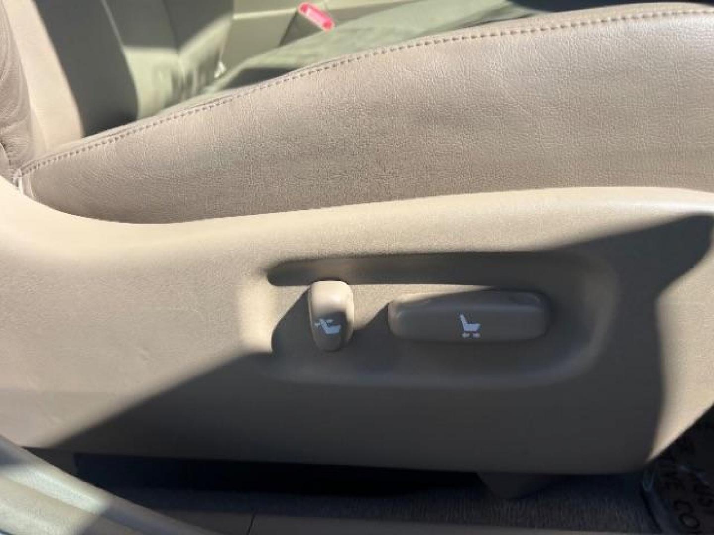 2008 Wave Line Pearl /Sand Beige Toyota Highlander Limited (JTEES42A582) with an 3.5L V-6 DOHC engine, Automatic transmission, located at 1865 East Red Hills Pkwy, St. George, 84770, (435) 628-0023, 37.120850, -113.543640 - We specialize in helping ALL people get the best financing available. No matter your credit score, good, bad or none we can get you an amazing rate. Had a bankruptcy, divorce, or repossessions? We give you the green light to get your credit back on the road. Low down and affordable payments that fit - Photo#29