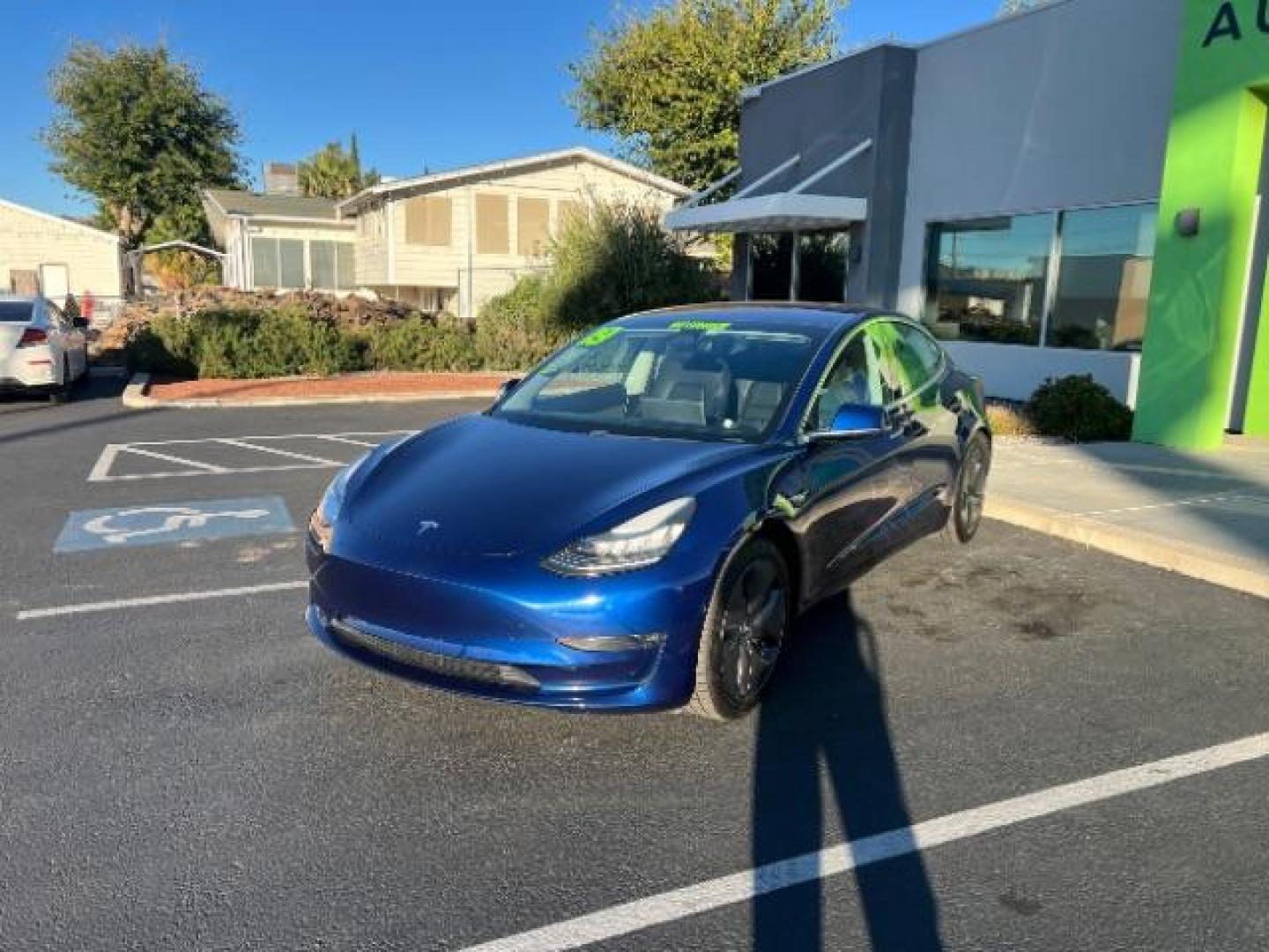 2019 Deep Blue Metallic /Black Tesla Model 3 Long Range Dual Motor All-Wheel Drive | AWD (5YJ3E1EB0KF) with an ELECTRIC engine, Electric transmission, located at 1865 East Red Hills Pkwy, St. George, 84770, (435) 628-0023, 37.120850, -113.543640 - Photo#4