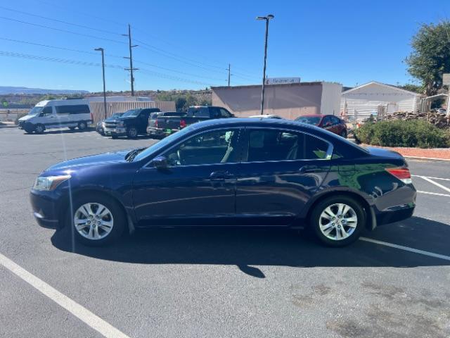 2008 Royal Blue Pearl /Black Honda Accord 2.4 LX-P (1HGCP26438A) with an 2.4L I-4 DOHC engine, AUTOMATIC transmission, located at 1865 East Red Hills Pkwy, St. George, 84770, (435) 628-0023, 37.120850, -113.543640- Photo#3