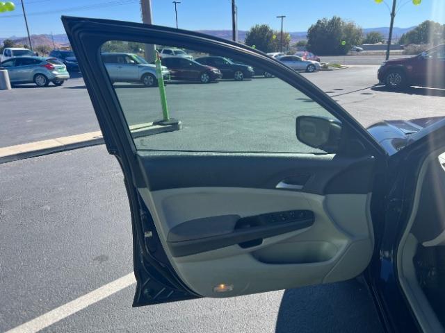 2008 Royal Blue Pearl /Black Honda Accord 2.4 LX-P (1HGCP26438A) with an 2.4L I-4 DOHC engine, AUTOMATIC transmission, located at 1865 East Red Hills Pkwy, St. George, 84770, (435) 628-0023, 37.120850, -113.543640- Photo#12