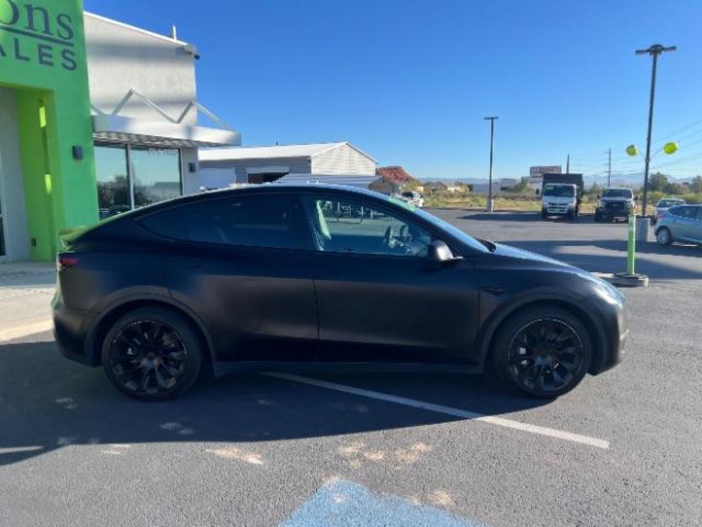 2021 Solid Black /Black Tesla Model Y Long Range Dual Motor All-Wheel Drive (5YJYGAEE5MF) with an ELECTRIC engine, Continuously Variable Transmission transmission, located at 1865 East Red Hills Pkwy, St. George, 84770, (435) 628-0023, 37.120850, -113.543640 - Photo#9