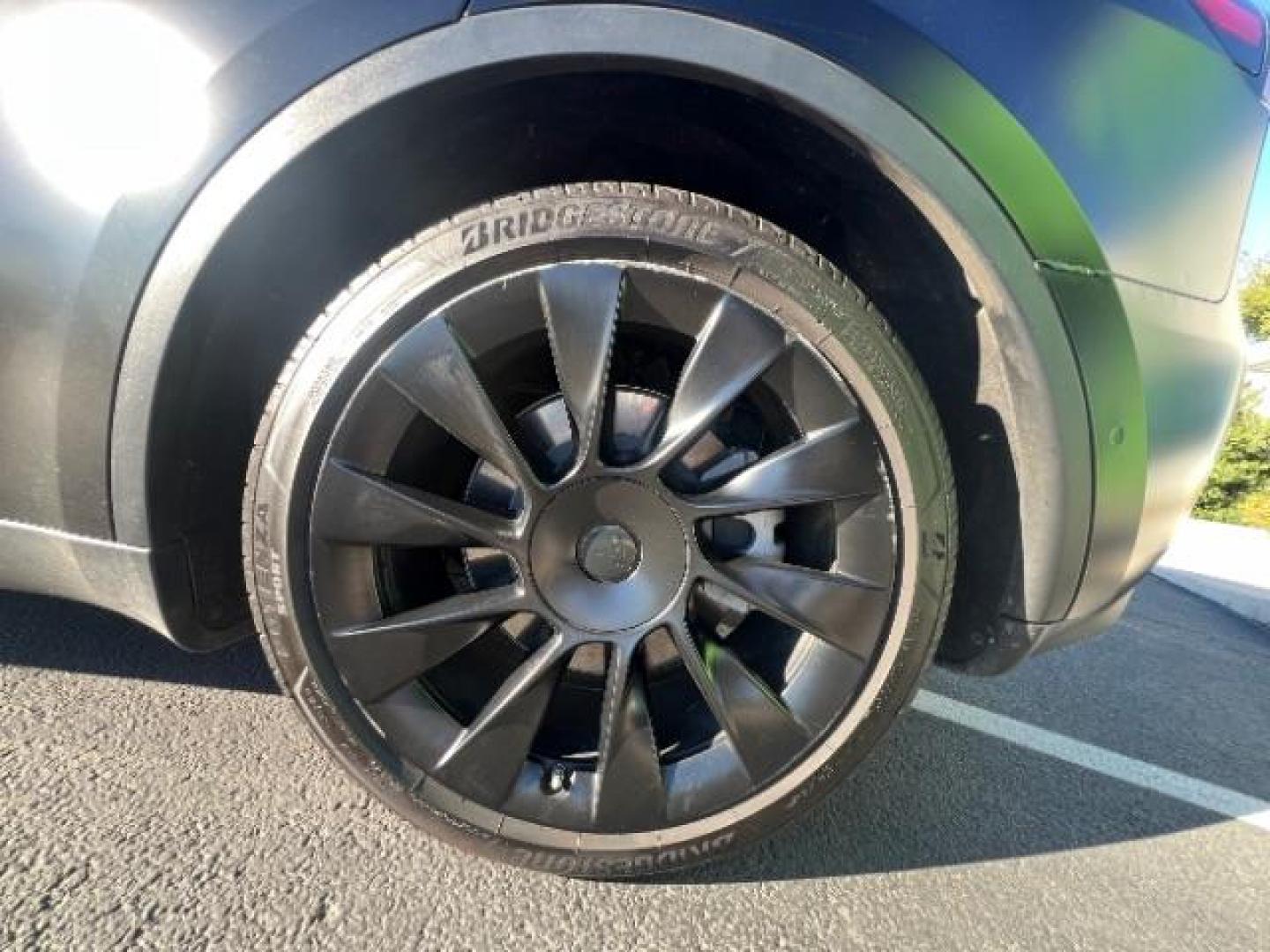 2021 Solid Black /Black Tesla Model Y Long Range Dual Motor All-Wheel Drive (5YJYGAEE5MF) with an ELECTRIC engine, Continuously Variable Transmission transmission, located at 1865 East Red Hills Pkwy, St. George, 84770, (435) 628-0023, 37.120850, -113.543640 - Photo#13