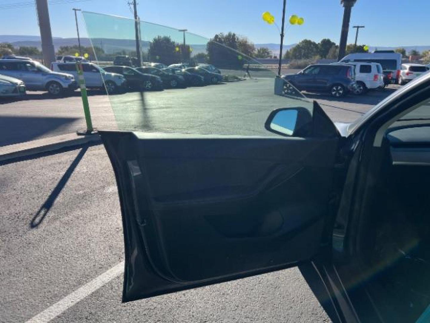 2021 Solid Black /Black Tesla Model Y Long Range Dual Motor All-Wheel Drive (5YJYGAEE5MF) with an ELECTRIC engine, Continuously Variable Transmission transmission, located at 1865 East Red Hills Pkwy, St. George, 84770, (435) 628-0023, 37.120850, -113.543640 - Photo#14