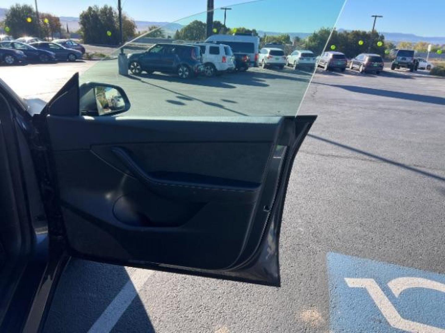 2021 Solid Black /Black Tesla Model Y Long Range Dual Motor All-Wheel Drive (5YJYGAEE5MF) with an ELECTRIC engine, Continuously Variable Transmission transmission, located at 1865 East Red Hills Pkwy, St. George, 84770, (435) 628-0023, 37.120850, -113.543640 - Photo#28