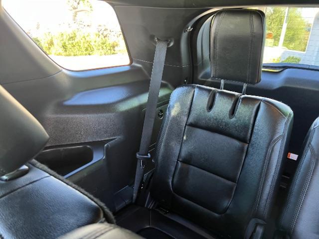 2016 Blue Jeans Metallic /Ebony Black Ford Explorer XLT (1FM5K7D81GG) with an EcoBoost 2.3L I-4 gasoline direct injection engine, Automatic transmission, located at 1865 East Red Hills Pkwy, St. George, 84770, (435) 628-0023, 37.120850, -113.543640 - We specialize in helping ALL people get the best financing available. No matter your credit score, good, bad or none we can get you an amazing rate. Had a bankruptcy, divorce, or repossessions? We give you the green light to get your credit back on the road. Low down and affordable payments that fit - Photo#24