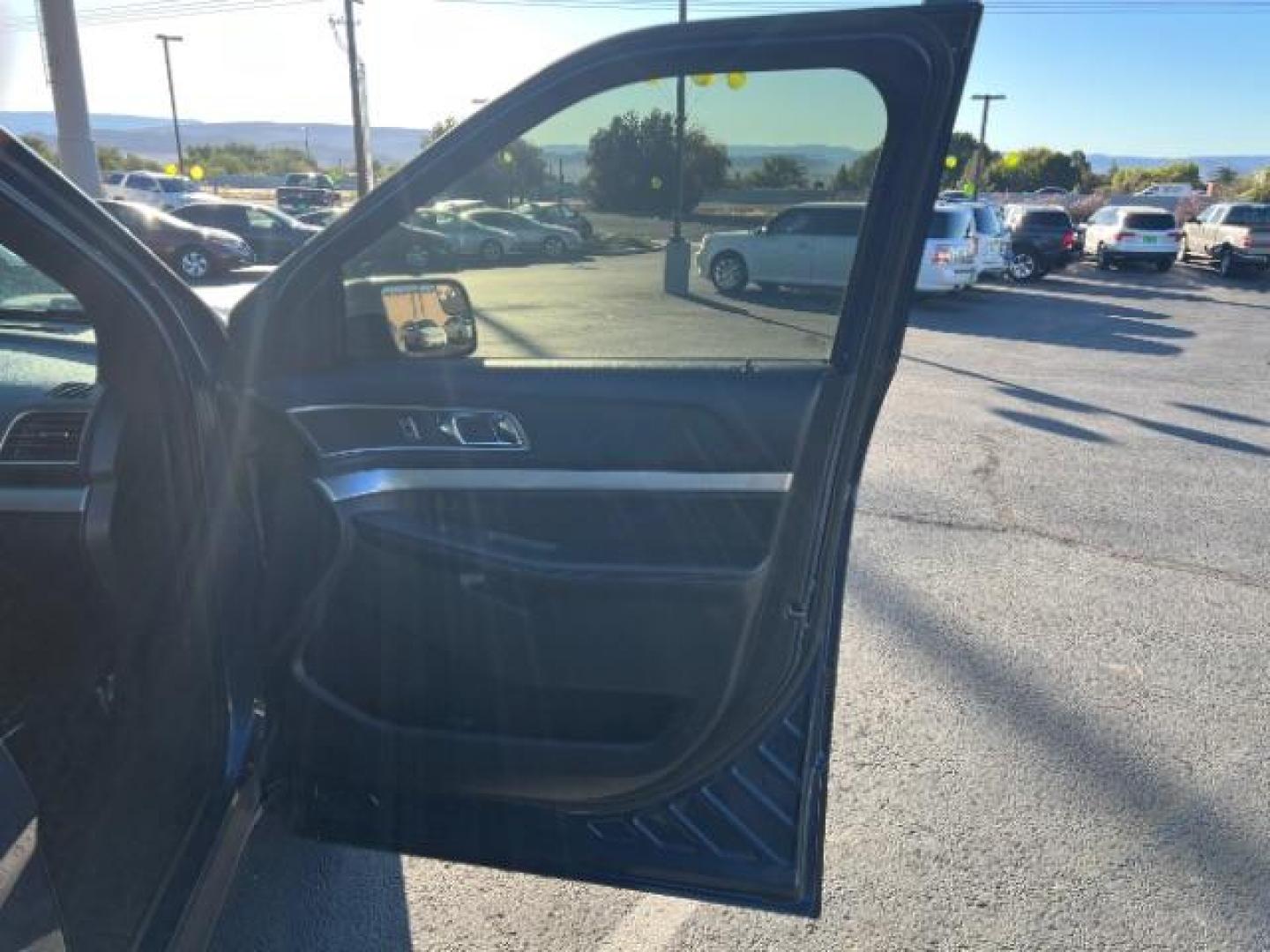 2016 Blue Jeans Metallic /Ebony Black Ford Explorer XLT (1FM5K7D81GG) with an EcoBoost 2.3L I-4 gasoline direct injection engine, Automatic transmission, located at 1865 East Red Hills Pkwy, St. George, 84770, (435) 628-0023, 37.120850, -113.543640 - Photo#30