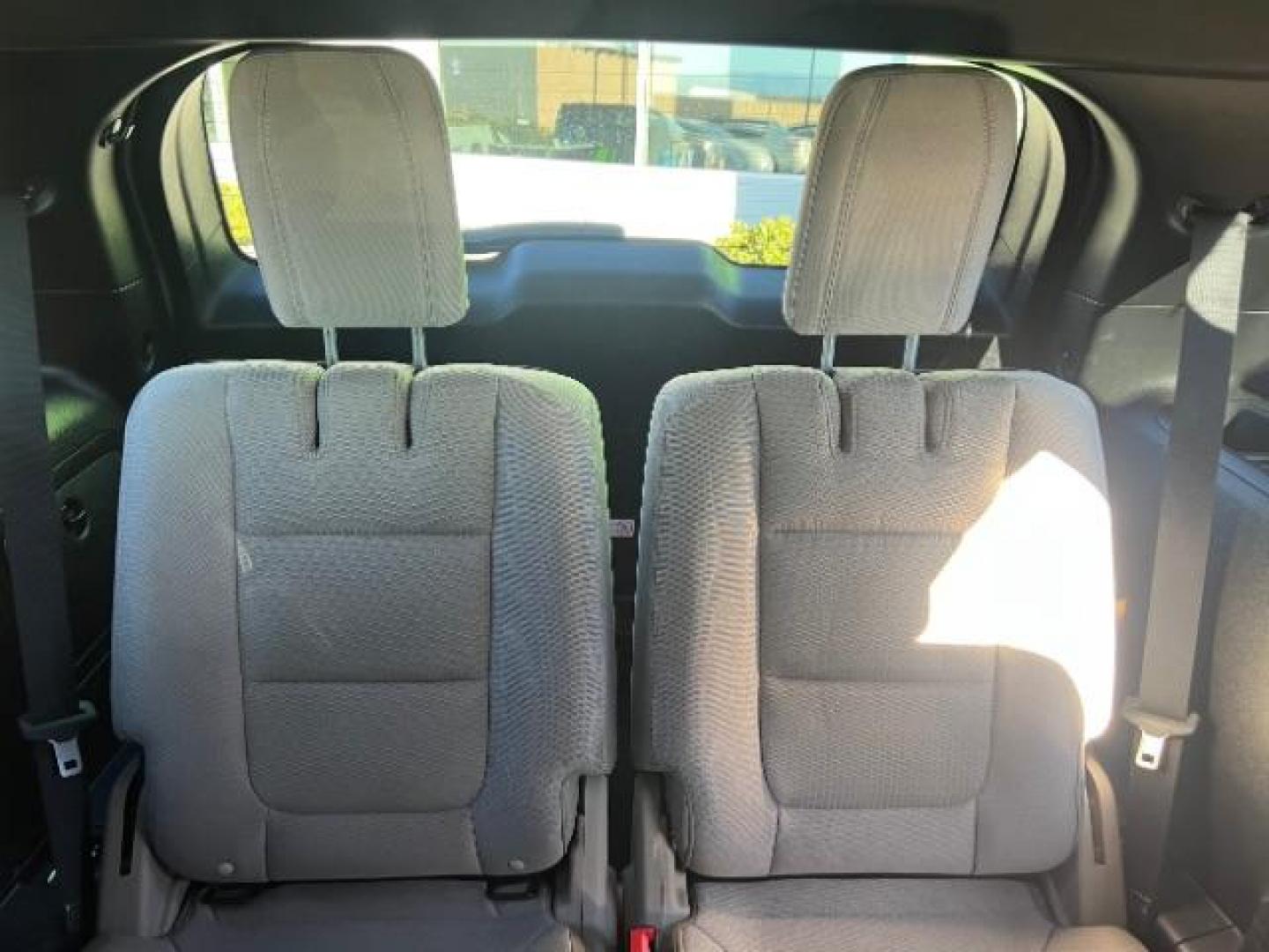 2018 Ingot Silver Metallic /Medium Stone/Medium Light Stone Ford Explorer XLT (1FM5K8D84JG) with an EcoBoost 2.3L I-4 gasoline direct injection engine, Automatic transmission, located at 1865 East Red Hills Pkwy, St. George, 84770, (435) 628-0023, 37.120850, -113.543640 - We specialize in helping ALL people get the best financing available. No matter your credit score, good, bad or none we can get you an amazing rate. Had a bankruptcy, divorce, or repossessions? We give you the green light to get your credit back on the road. Low down and affordable payments that fit - Photo#25