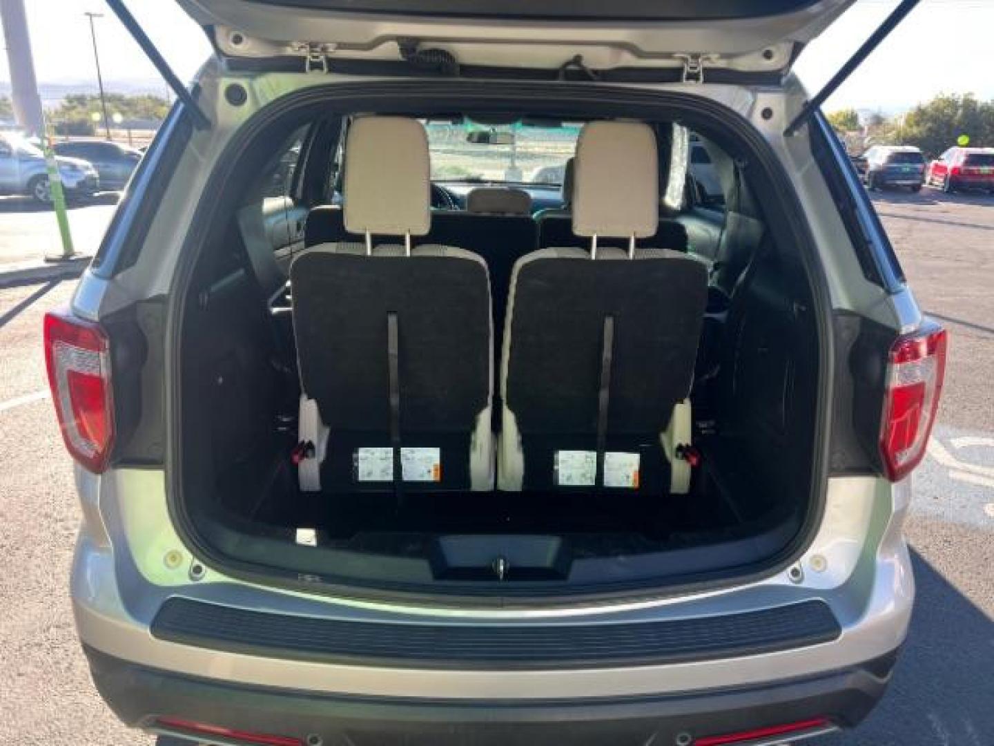 2018 Ingot Silver Metallic /Medium Stone/Medium Light Stone Ford Explorer XLT (1FM5K8D84JG) with an EcoBoost 2.3L I-4 gasoline direct injection engine, Automatic transmission, located at 1865 East Red Hills Pkwy, St. George, 84770, (435) 628-0023, 37.120850, -113.543640 - We specialize in helping ALL people get the best financing available. No matter your credit score, good, bad or none we can get you an amazing rate. Had a bankruptcy, divorce, or repossessions? We give you the green light to get your credit back on the road. Low down and affordable payments that fit - Photo#27