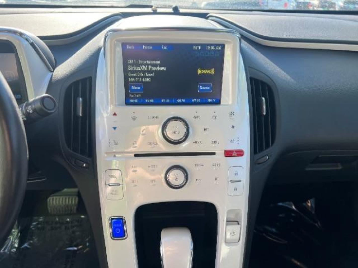 2013 White /Black Chevrolet Volt Premium w/ Navigation and LEP (1G1RH6E47DU) with an 4 CYL Hybrid engine, AUTOMATIC transmission, located at 1865 East Red Hills Pkwy, St. George, 84770, (435) 628-0023, 37.120850, -113.543640 - We specialize in helping ALL people get the best financing available. No matter your credit score, good, bad or none we can get you an amazing rate. Had a bankruptcy, divorce, or repossessions? We give you the green light to get your credit back on the road. Low down and affordable payments that fit - Photo#16