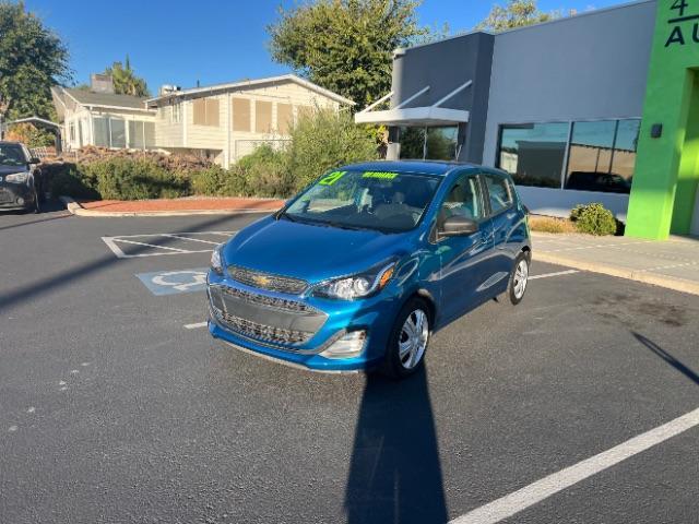 2021 Caribbean Blue Metallic /Jet Black Chevrolet Spark FWD LS Automatic (KL8CB6SA4MC) with an 1.4L I-4 DOHC engine, Automatic transmission, located at 940 North Main Street, Cedar City, UT, 84720, (435) 628-0023, 37.692936, -113.061897 - We specialize in helping ALL people get the best financing available. No matter your credit score, good, bad or none we can get you an amazing rate. Had a bankruptcy, divorce, or repossessions? We give you the green light to get your credit back on the road. Low down and affordable payments that fit - Photo#2
