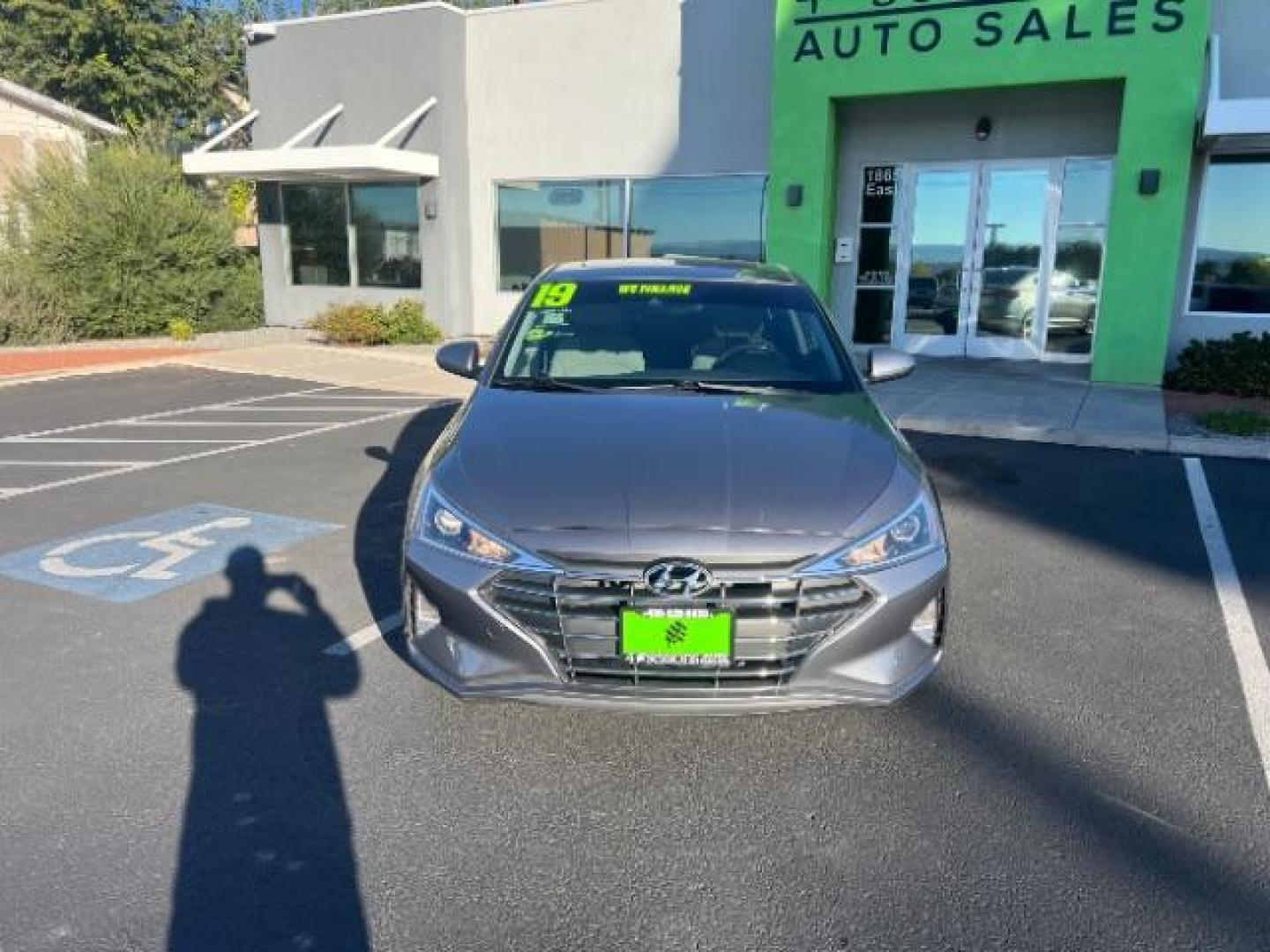 2019 Galactic Gray /Gray Hyundai Elantra Value Edition (KMHD84LF3KU) with an Nu 2L I-4 DOHC engine, Automatic transmission, located at 1865 East Red Hills Pkwy, St. George, 84770, (435) 628-0023, 37.120850, -113.543640 - We specialize in helping ALL people get the best financing available. No matter your credit score, good, bad or none we can get you an amazing rate. Had a bankruptcy, divorce, or repossessions? We give you the green light to get your credit back on the road. Low down and affordable payments that fit - Photo#1