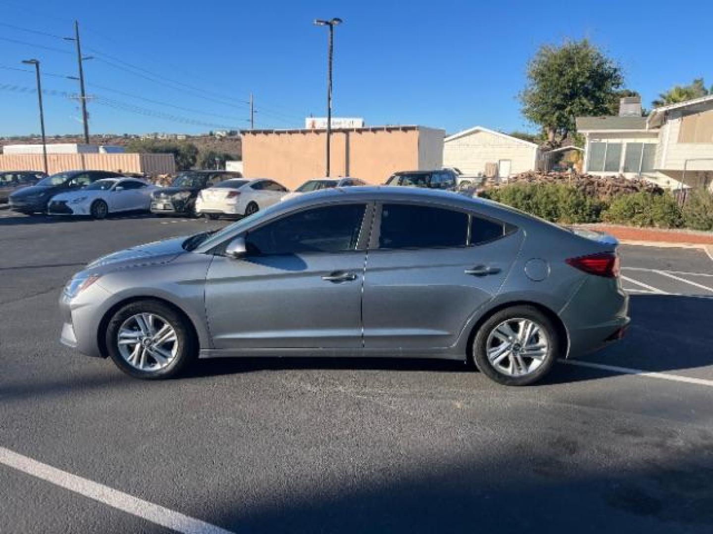 2019 Galactic Gray /Gray Hyundai Elantra Value Edition (KMHD84LF3KU) with an Nu 2L I-4 DOHC engine, Automatic transmission, located at 1865 East Red Hills Pkwy, St. George, 84770, (435) 628-0023, 37.120850, -113.543640 - We specialize in helping ALL people get the best financing available. No matter your credit score, good, bad or none we can get you an amazing rate. Had a bankruptcy, divorce, or repossessions? We give you the green light to get your credit back on the road. Low down and affordable payments that fit - Photo#3