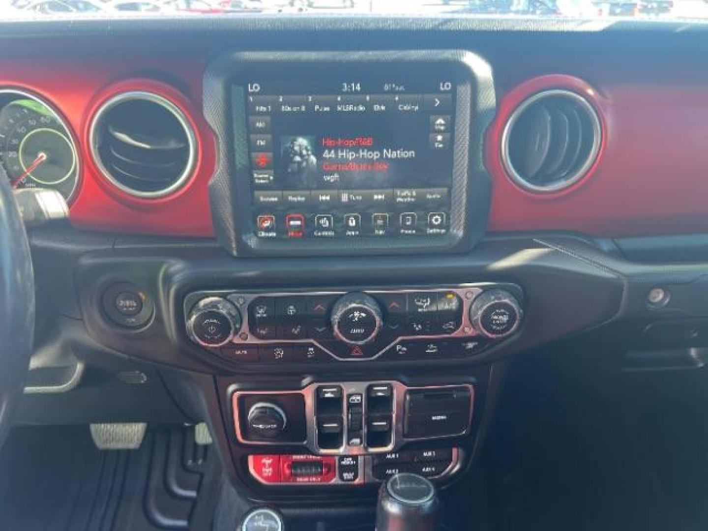 2021 Bright White Clearcoat /Red Jeep Gladiator Rubicon 4X4 (1C6JJTBG1ML) with an 3.6L V-6 DOHC engine, AUTOMATIC transmission, located at 1865 East Red Hills Pkwy, St. George, 84770, (435) 628-0023, 37.120850, -113.543640 - Classy red and white Gladiator rubicon with lift and tires. Great condition and drives straight. Specs: GVWR: 6,250 lbs w/Max Tow Package LED LIGHTING GROUP - AD6 Includes Daytime Running Lamps LED Accents LED Park Turn Lamps Front LED Fog Lamps LED Premium Reflector Headlamps LED Taillamps SA - Photo#17