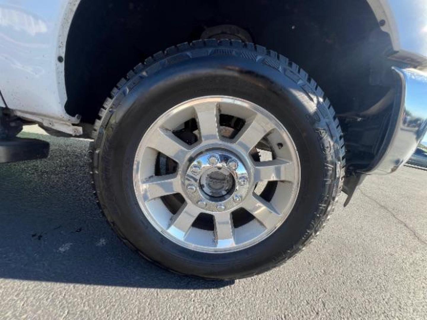 2015 Oxford White /Steel Ford F-250 XLT (1FT7W2BT6FE) with an Powerstroke 6.7L V-8 diesel direct injection engine, Automatic transmission, located at 1865 East Red Hills Pkwy, St. George, 84770, (435) 628-0023, 37.120850, -113.543640 - We specialize in helping ALL people get the best financing available. No matter your credit score, good, bad or none we can get you an amazing rate. Had a bankruptcy, divorce, or repossessions? We give you the green light to get your credit back on the road. Low down and affordable payments that fit - Photo#9