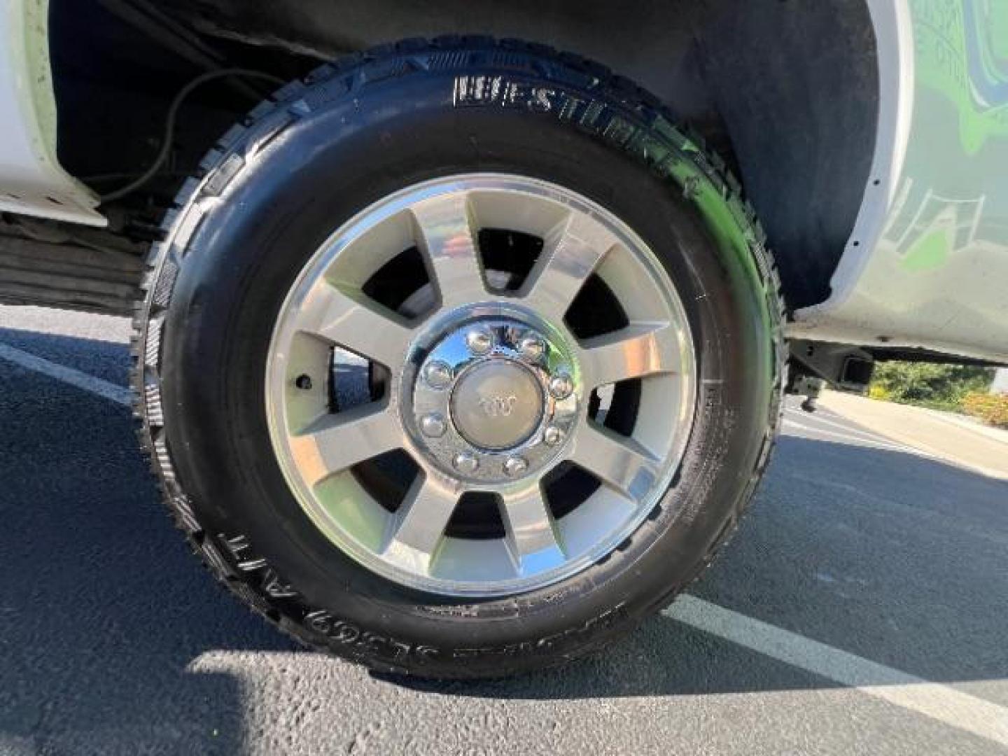 2015 Oxford White /Steel Ford F-250 XLT (1FT7W2BT6FE) with an Powerstroke 6.7L V-8 diesel direct injection engine, Automatic transmission, located at 1865 East Red Hills Pkwy, St. George, 84770, (435) 628-0023, 37.120850, -113.543640 - We specialize in helping ALL people get the best financing available. No matter your credit score, good, bad or none we can get you an amazing rate. Had a bankruptcy, divorce, or repossessions? We give you the green light to get your credit back on the road. Low down and affordable payments that fit - Photo#11