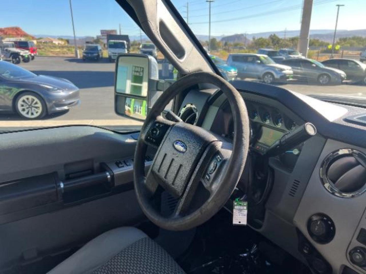 2015 Oxford White /Steel Ford F-250 XLT (1FT7W2BT6FE) with an Powerstroke 6.7L V-8 diesel direct injection engine, Automatic transmission, located at 1865 East Red Hills Pkwy, St. George, 84770, (435) 628-0023, 37.120850, -113.543640 - We specialize in helping ALL people get the best financing available. No matter your credit score, good, bad or none we can get you an amazing rate. Had a bankruptcy, divorce, or repossessions? We give you the green light to get your credit back on the road. Low down and affordable payments that fit - Photo#30