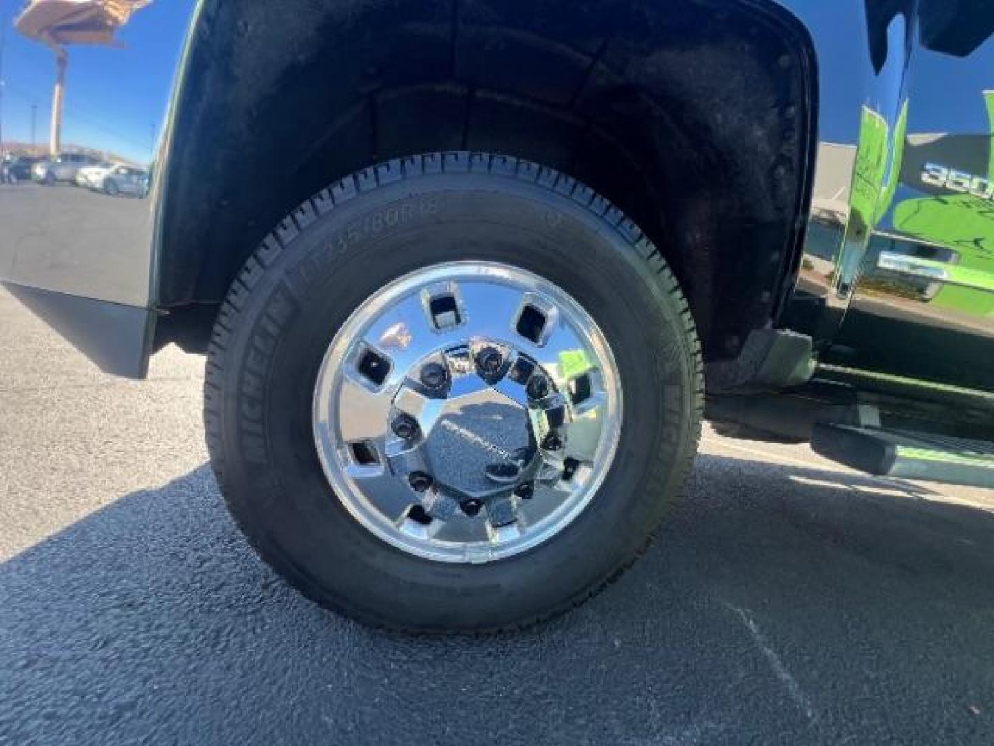 2015 Black /Dark Ash/Jet Black Chevrolet Silverado 3500HD LTZ (1GC4K0E83FF) with an Vortec 6L V-8 variable valve control engine, Automatic transmission, located at 1865 East Red Hills Pkwy, St. George, 84770, (435) 628-0023, 37.120850, -113.543640 - Photo#9