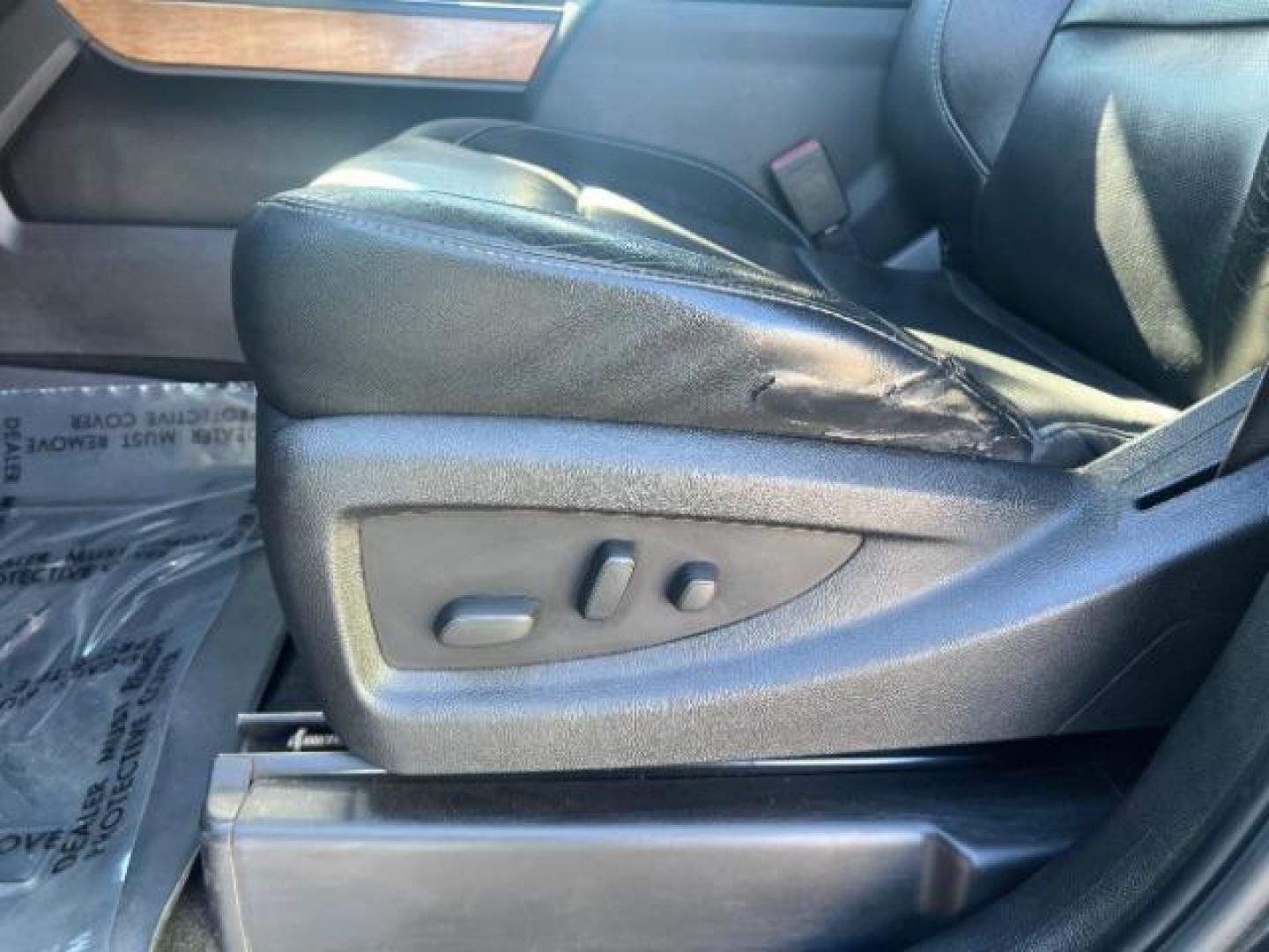 2015 Black /Dark Ash/Jet Black Chevrolet Silverado 3500HD LTZ (1GC4K0E83FF) with an Vortec 6L V-8 variable valve control engine, Automatic transmission, located at 1865 East Red Hills Pkwy, St. George, 84770, (435) 628-0023, 37.120850, -113.543640 - Photo#13