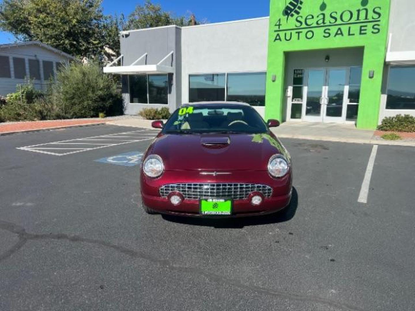2004 Maroon /Beige Ford Thunderbird Deluxe (1FAHP60A74Y) , Automatic transmission, located at 1865 East Red Hills Pkwy, St. George, 84770, (435) 628-0023, 37.120850, -113.543640 - Photo#1