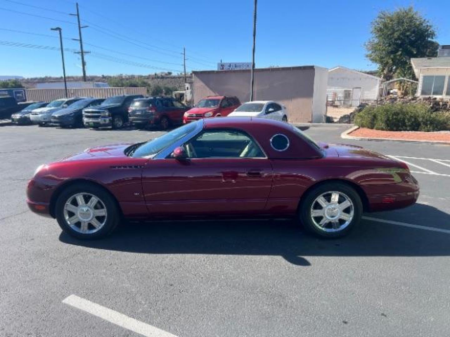 2004 Maroon /Beige Ford Thunderbird Deluxe (1FAHP60A74Y) , Automatic transmission, located at 1865 East Red Hills Pkwy, St. George, 84770, (435) 628-0023, 37.120850, -113.543640 - Photo#3