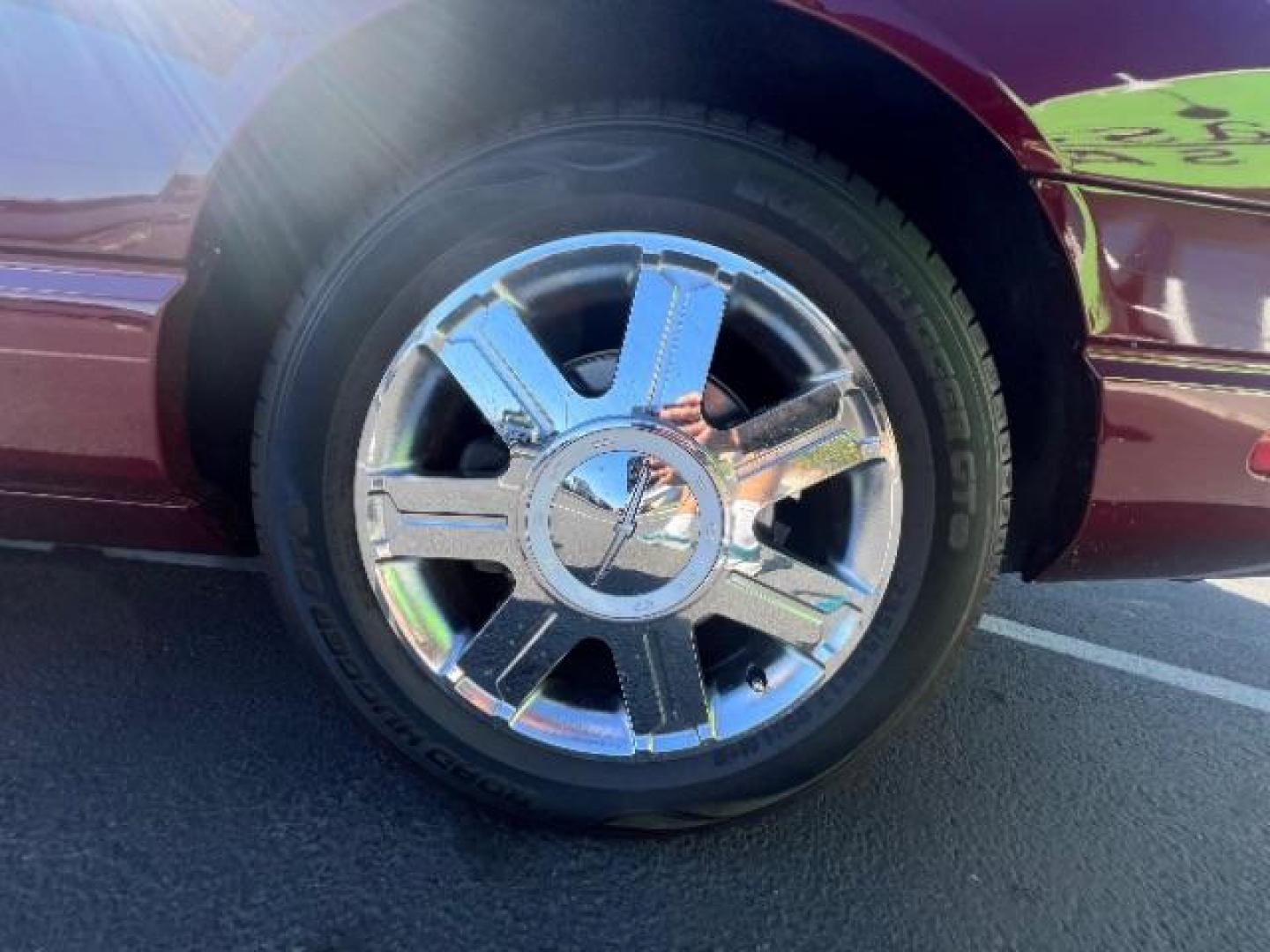 2004 Maroon /Beige Ford Thunderbird Deluxe (1FAHP60A74Y) , Automatic transmission, located at 1865 East Red Hills Pkwy, St. George, 84770, (435) 628-0023, 37.120850, -113.543640 - Photo#10