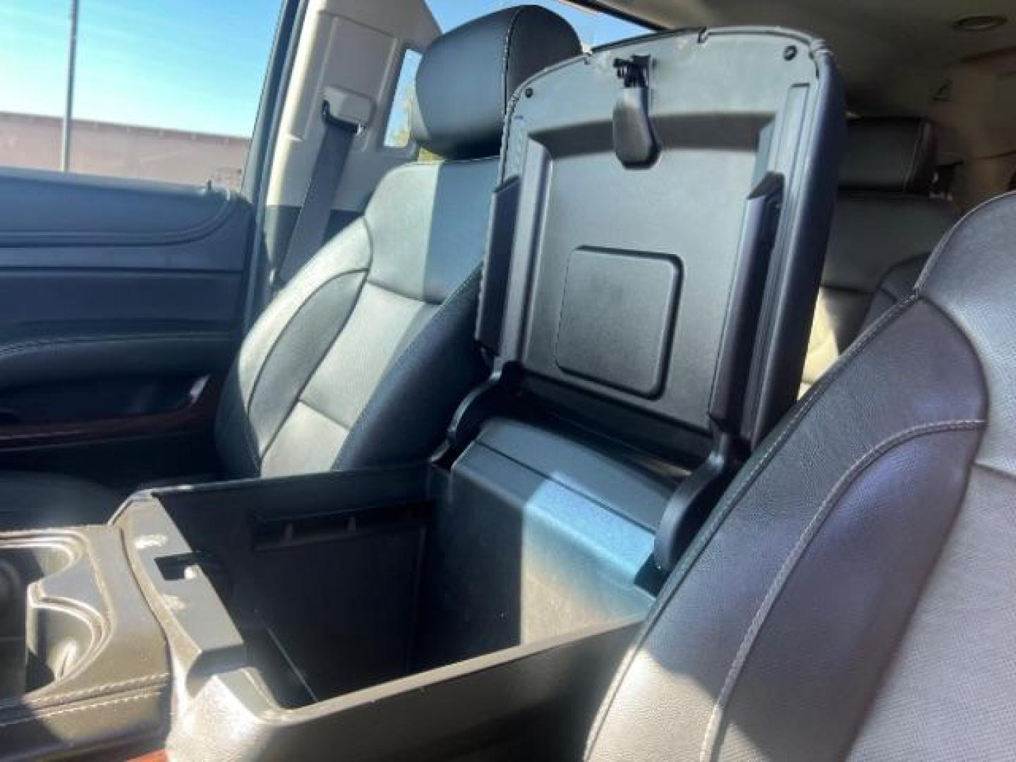 2020 Summit White /Jet Black GMC Yukon 4WD SLT (1GKS2BKC6LR) with an EcoTec3 5.3L V-8 gasoline direct injection engine, Automatic transmission, located at 1865 East Red Hills Pkwy, St. George, 84770, (435) 628-0023, 37.120850, -113.543640 - We specialize in helping ALL people get the best financing available. No matter your credit score, good, bad or none we can get you an amazing rate. Had a bankruptcy, divorce, or repossessions? We give you the green light to get your credit back on the road. Low down and affordable payments that fit - Photo#19