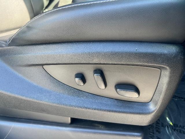 2020 Summit White /Jet Black GMC Yukon 4WD SLT (1GKS2BKC6LR) with an EcoTec3 5.3L V-8 gasoline direct injection engine, Automatic transmission, located at 1865 East Red Hills Pkwy, St. George, 84770, (435) 628-0023, 37.120850, -113.543640 - Photo#30