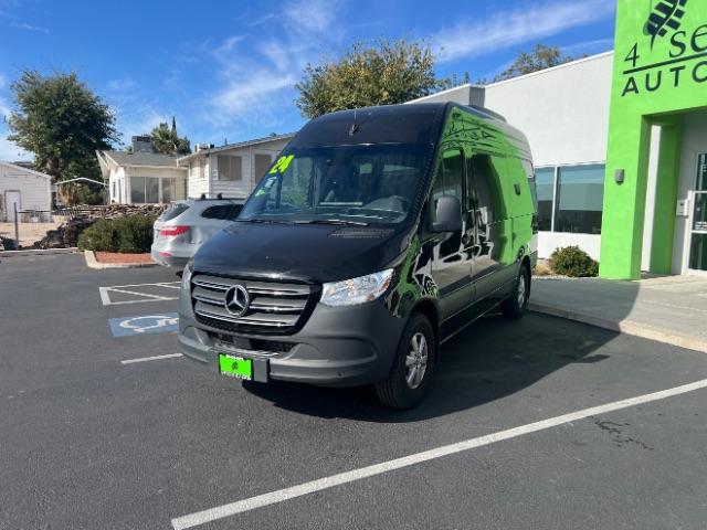 2024 Jet Black /Black Mercedes-Benz Sprinter 2500 Standard Roof 4-Cyl Diesel HO (W1Z4NFHY5RP) with an 2L I-4 diesel direct injection engine, Automatic transmission, located at 1865 East Red Hills Pkwy, St. George, 84770, (435) 628-0023, 37.120850, -113.543640 - Spotless Sprinter ready to take your whole family on a road trip. Fully serviced and nearly perfect. Lots of options like 360 backup camera, Lane assist, tow hitch, navigation, large radio screen, leather seats, high output engine: Automatic Parking Back-Up Camera Blind Spot Monitor Bluetooth Conne - Photo#2
