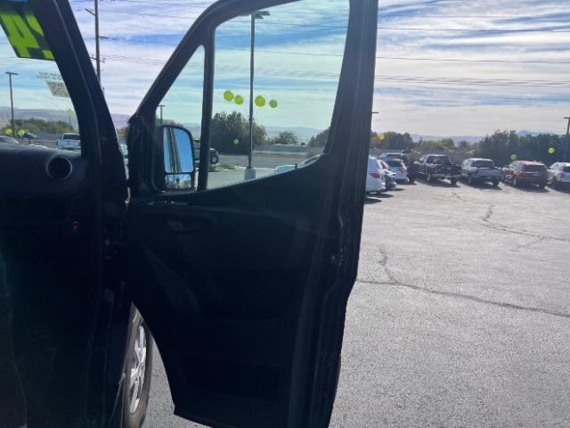 2024 Jet Black /Black Mercedes-Benz Sprinter 2500 Standard Roof 4-Cyl Diesel HO (W1Z4NFHY5RP) with an 2L I-4 diesel direct injection engine, Automatic transmission, located at 1865 East Red Hills Pkwy, St. George, 84770, (435) 628-0023, 37.120850, -113.543640 - Spotless Sprinter ready to take your whole family on a road trip. Fully serviced and nearly perfect. Lots of options like 360 backup camera, Lane assist, tow hitch, navigation, large radio screen, leather seats, high output engine: Automatic Parking Back-Up Camera Blind Spot Monitor Bluetooth Conne - Photo#23