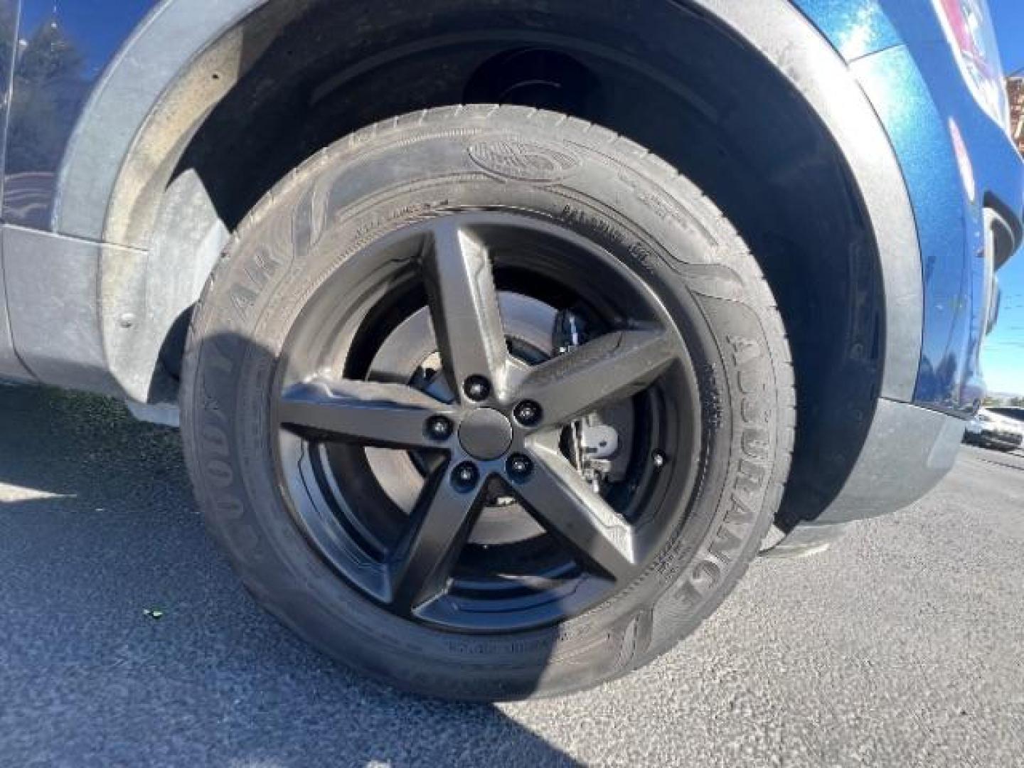 2017 Blue Jeans Metallic /Ebony Black Ford Explorer XLT (1FM5K8D8XHG) with an EcoBoost 2.3L I-4 gasoline direct injection engine, Automatic transmission, located at 1865 East Red Hills Pkwy, St. George, 84770, (435) 628-0023, 37.120850, -113.543640 - We specialize in helping ALL people get the best financing available. No matter your credit score, good, bad or none we can get you an amazing rate. Had a bankruptcy, divorce, or repossessions? We give you the green light to get your credit back on the road. Low down and affordable payments that fit - Photo#9