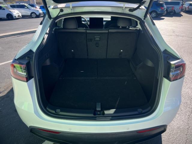 2022 Pearl White Multi-Coat /Black Tesla Model Y Long Range Dual Motor All-Wheel Drive (7SAYGAEEXNF) with an ELECTRIC engine, Automatic transmission, located at 1865 East Red Hills Pkwy, St. George, 84770, (435) 628-0023, 37.120850, -113.543640 - Excellent Tesla Model Y Long Range All Wheel Drive with 3rd row! 7 Seats! Battery is 90% healthy. Gets 290 on full charge. Still has remaining 120k mile Tesla warranty on battery and motor. We have aftermarkt battery warranties available. Southern Utah's Tesla Experts 4 Seasons Auto DL 7932 - Photo#24