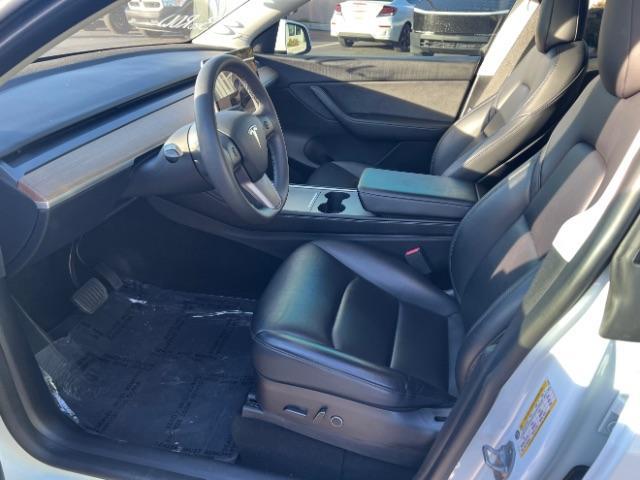 2022 Pearl White Multi-Coat /Black Tesla Model Y Long Range Dual Motor All-Wheel Drive (7SAYGAEEXNF) with an ELECTRIC engine, Automatic transmission, located at 1865 East Red Hills Pkwy, St. George, 84770, (435) 628-0023, 37.120850, -113.543640 - Excellent Tesla Model Y Long Range All Wheel Drive with 3rd row! 7 Seats! All our Teslas come with charging kit Battery is 90% healthy. Gets 290 on full charge. Still has remaining 120k mile Tesla warranty on battery and motor. We have aftermarkt battery warranties available. Southern Utah's Te - Photo#16