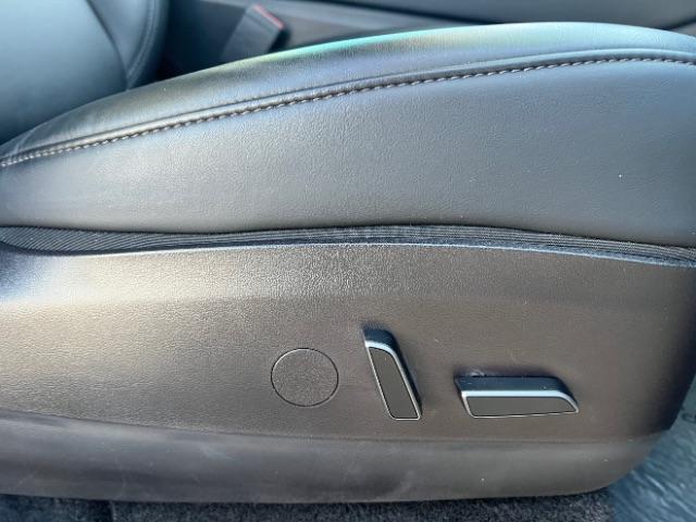 2022 Pearl White Multi-Coat /Black Tesla Model Y Long Range Dual Motor All-Wheel Drive (7SAYGAEEXNF) with an ELECTRIC engine, Automatic transmission, located at 1865 East Red Hills Pkwy, St. George, 84770, (435) 628-0023, 37.120850, -113.543640 - Excellent Tesla Model Y Long Range All Wheel Drive with 3rd row! 7 Seats! All our Teslas come with charging kit Battery is 90% healthy. Gets 290 on full charge. Still has remaining 120k mile Tesla warranty on battery and motor. We have aftermarkt battery warranties available. Southern Utah's Te - Photo#28