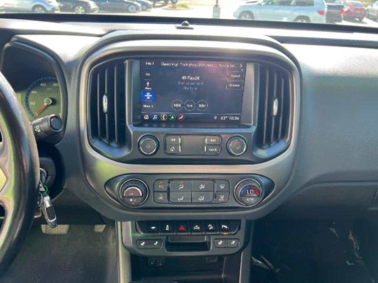 2020 Shadow Gray Metallic /Jet Black Chevrolet Colorado 2WD Crew Cab Short Box Z71 (1GCGSDEN3L1) with an 3.6L V-6 gasoline direct injection engine, Automatic transmission, located at 1865 East Red Hills Pkwy, St. George, 84770, (435) 628-0023, 37.120850, -113.543640 - We specialize in helping ALL people get the best financing available. No matter your credit score, good, bad or none we can get you an amazing rate. Had a bankruptcy, divorce, or repossessions? We give you the green light to get your credit back on the road. Low down and affordable payments that fit - Photo#17