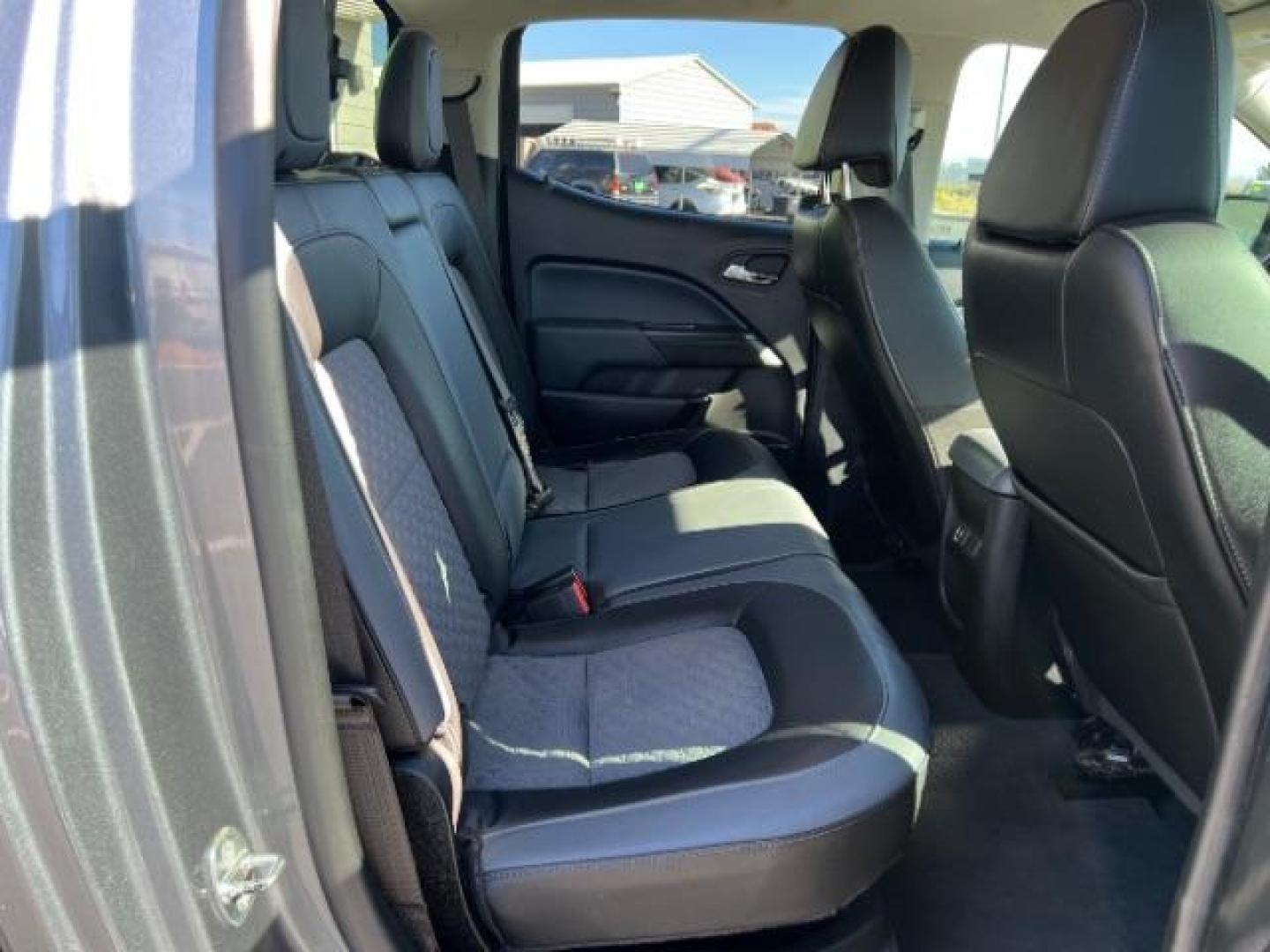 2020 Shadow Gray Metallic /Jet Black Chevrolet Colorado 2WD Crew Cab Short Box Z71 (1GCGSDEN3L1) with an 3.6L V-6 gasoline direct injection engine, Automatic transmission, located at 1865 East Red Hills Pkwy, St. George, 84770, (435) 628-0023, 37.120850, -113.543640 - We specialize in helping ALL people get the best financing available. No matter your credit score, good, bad or none we can get you an amazing rate. Had a bankruptcy, divorce, or repossessions? We give you the green light to get your credit back on the road. Low down and affordable payments that fit - Photo#26