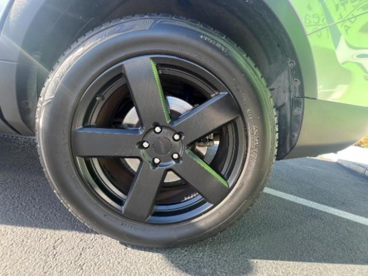 2014 Ingot Silver Metallic /Charcoal Black w/Pecan Inserts Ford Explorer Limited (1FM5K8F84EG) with an 3.5L V-6 DOHC engine, Automatic transmission, located at 940 North Main Street, Cedar City, UT, 84720, (435) 628-0023, 37.692936, -113.061897 - Photo#8