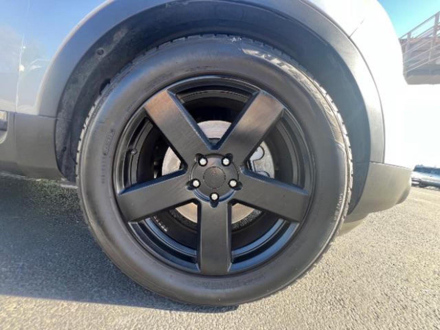 2014 Ingot Silver Metallic /Charcoal Black w/Pecan Inserts Ford Explorer Limited (1FM5K8F84EG) with an 3.5L V-6 DOHC engine, Automatic transmission, located at 940 North Main Street, Cedar City, UT, 84720, (435) 628-0023, 37.692936, -113.061897 - Photo#10