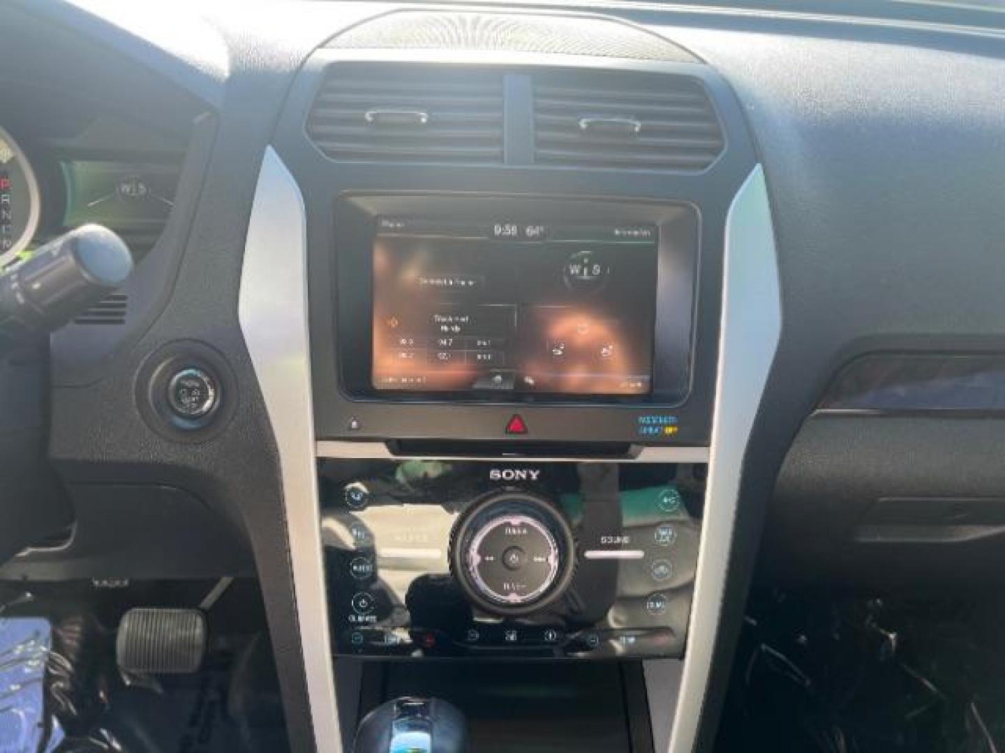 2014 Ingot Silver Metallic /Charcoal Black w/Pecan Inserts Ford Explorer Limited (1FM5K8F84EG) with an 3.5L V-6 DOHC engine, Automatic transmission, located at 940 North Main Street, Cedar City, UT, 84720, (435) 628-0023, 37.692936, -113.061897 - Photo#17