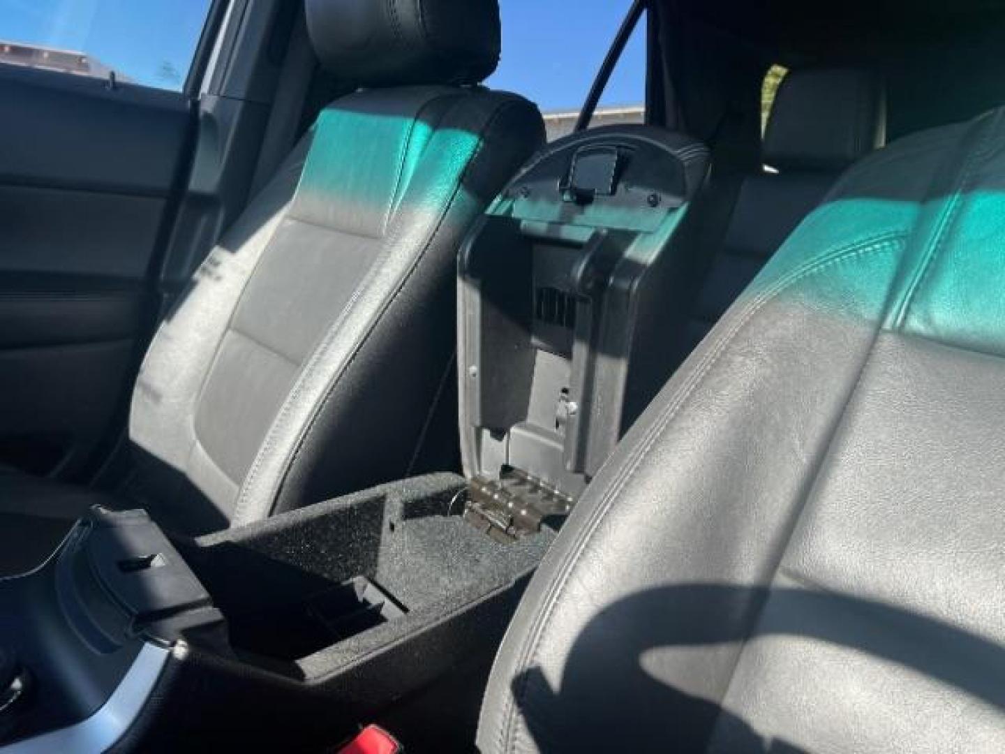 2014 Ingot Silver Metallic /Charcoal Black w/Pecan Inserts Ford Explorer Limited (1FM5K8F84EG) with an 3.5L V-6 DOHC engine, Automatic transmission, located at 940 North Main Street, Cedar City, UT, 84720, (435) 628-0023, 37.692936, -113.061897 - Photo#19