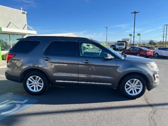 2017 Smoked Quartz Metallic Tinted Clearcoat /Ebony Black Ford Explorer XLT (1FM5K7D85HG) with an EcoBoost 2.3L I-4 gasoline direct injection engine, Automatic transmission, located at 940 North Main Street, Cedar City, UT, 84720, (435) 628-0023, 37.692936, -113.061897 - We specialize in helping ALL people get the best financing available. No matter your credit score, good, bad or none we can get you an amazing rate. Had a bankruptcy, divorce, or repossessions? We give you the green light to get your credit back on the road. Low down and affordable payments that fit - Photo#7